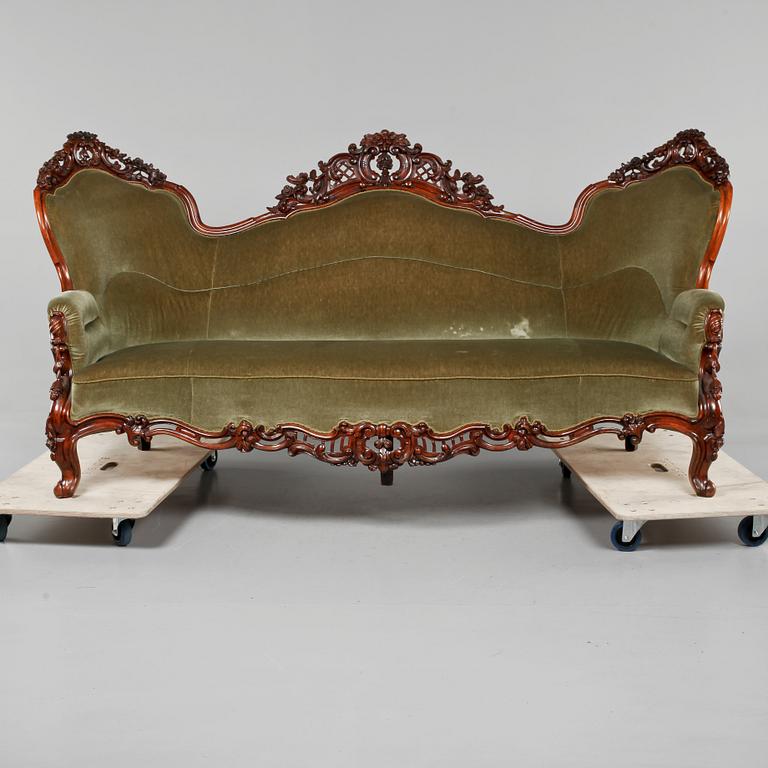 SOFFA, nyrokoko, sent 1800-tal.