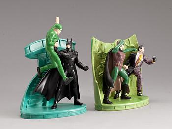 BATMAN FOREVER, 2 st.  Robin and Two-face nr 3168/5000 och Batman and The Riddler nr 4032/5000.