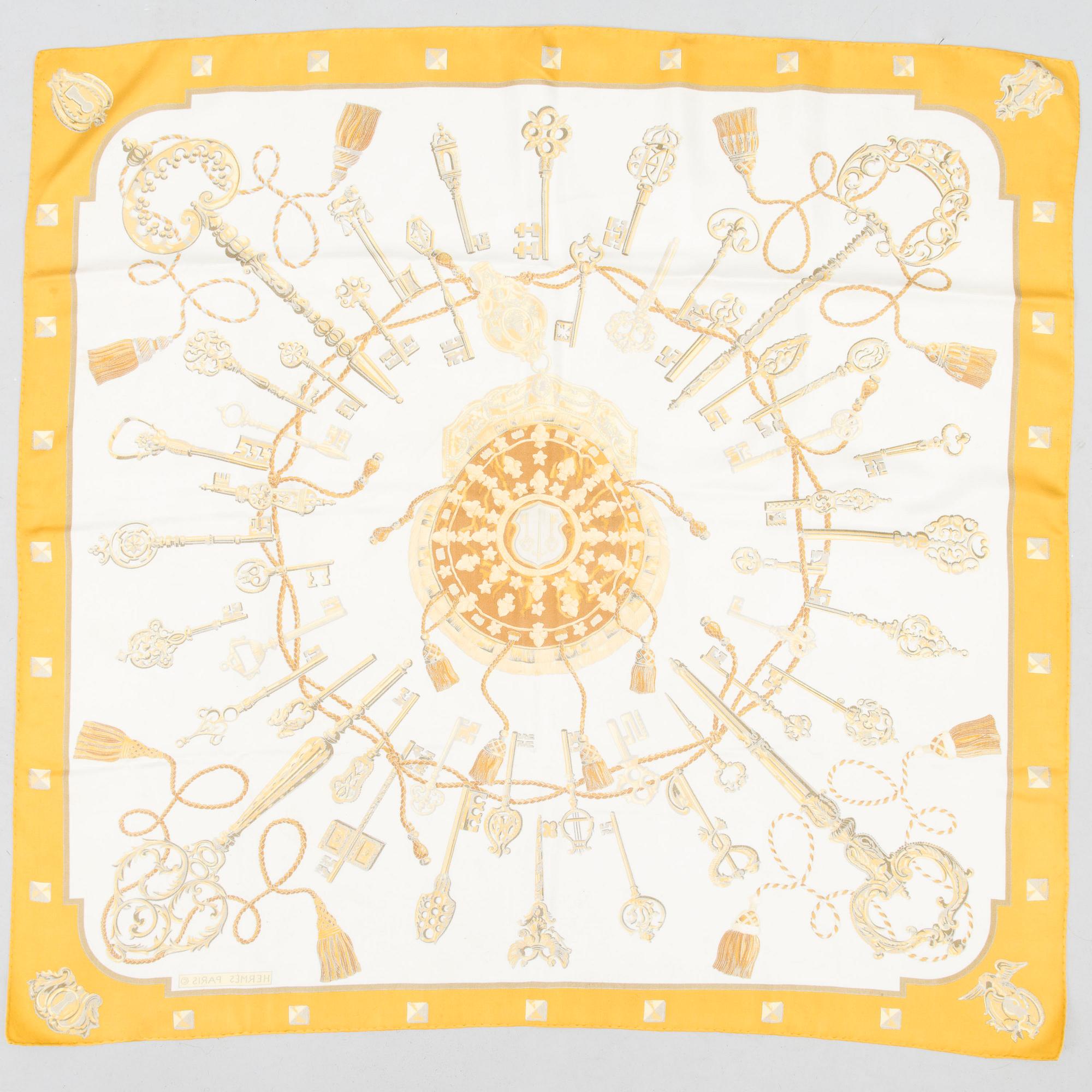 HERMÈS, SCARFAR, 2 st, "Projets Carrés" och "Les Clés".