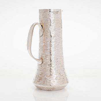 Tapio Wirkkala, tillbringare och bägare, 6 st, sterlingsilver, Kultakeskus, Tavastehus 1973-1974.