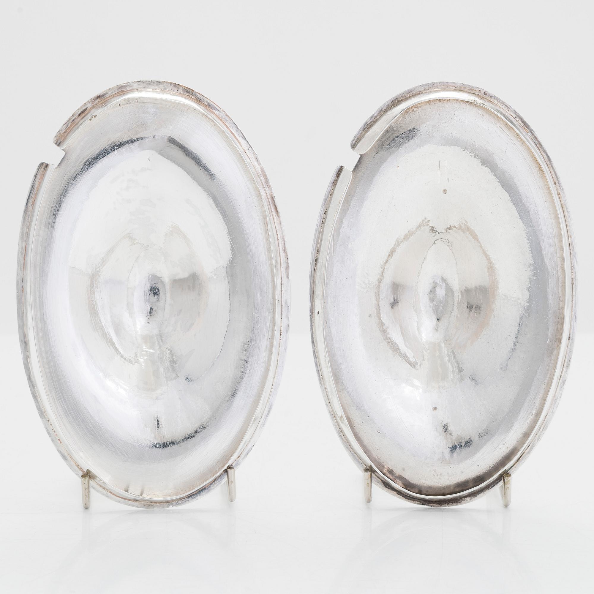 A pair of sterling silver sauce boats, London 1786. Unclear maker's mark,