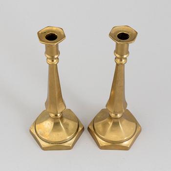 LJUSSTAKAR, ett par, brons, 1800-tal.