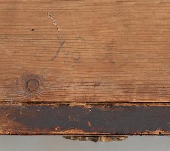 BYRÅ, av Gustaf Foltiern (mästare i Stockholm 1771-1804) , ej signerad. Gustaviansk.