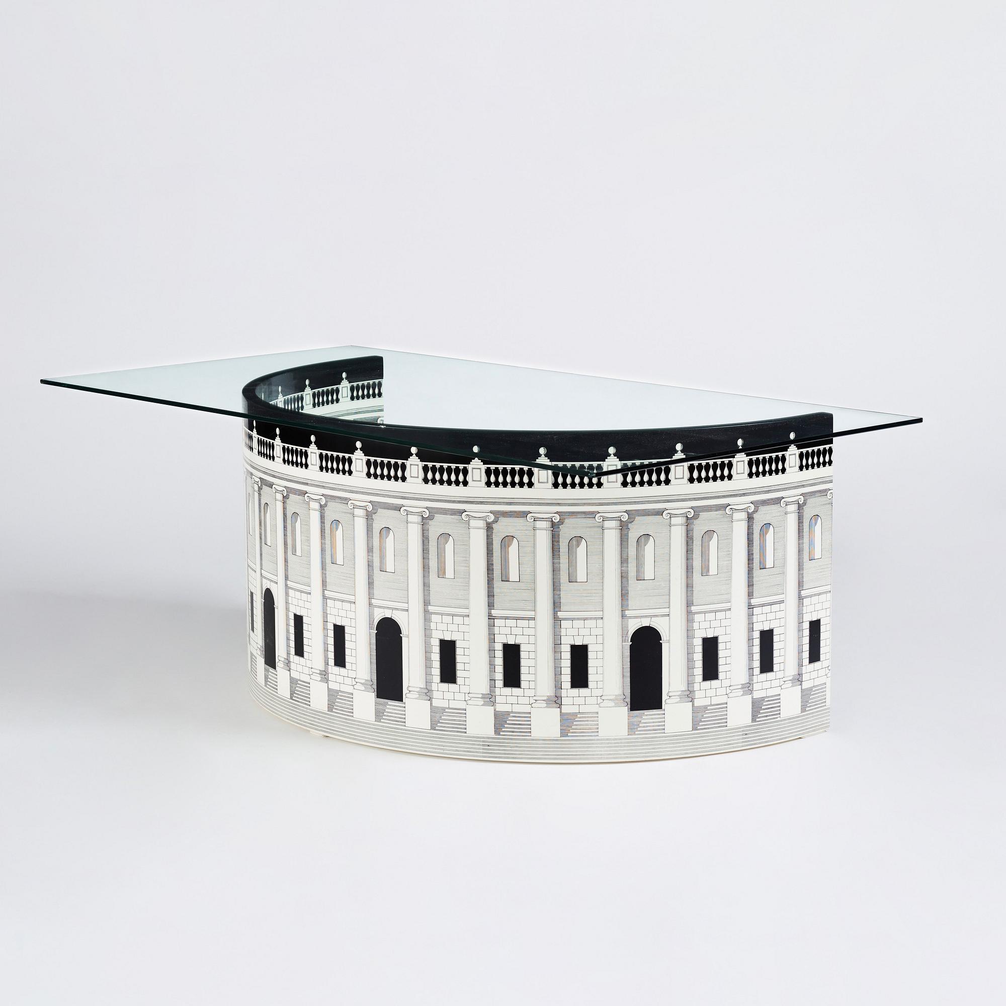 Piero Fornasetti, soffbord, "Architettura", Fornasetti, Milano, Italien 2008.