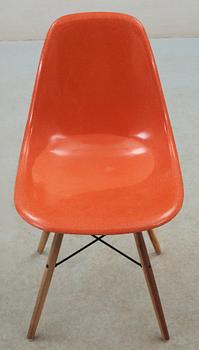 STOL, "DSW", Charles & Ray Eames, Herman Miller.