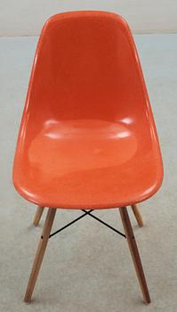 STOL, "DSW", Charles & Ray Eames, Herman Miller.