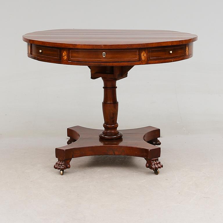 KARUSELLBORD, senempire, 1800-talets första hälft.