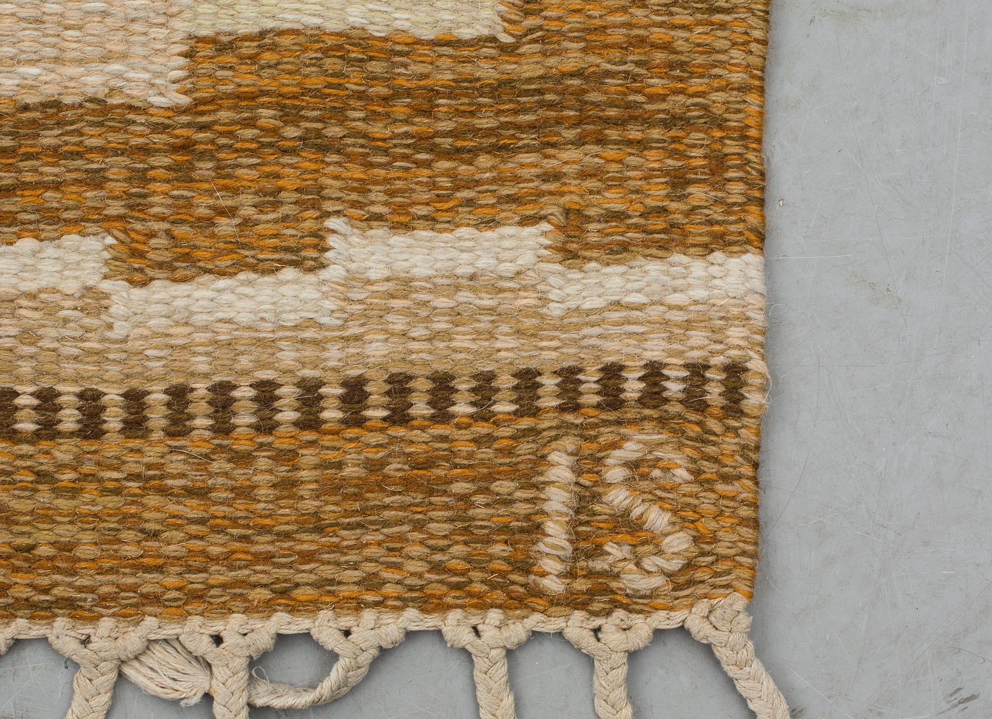 MATTA, rölakan, monogramsignerad IS (Ingegerd Silow), ca 233 x 168 cm.