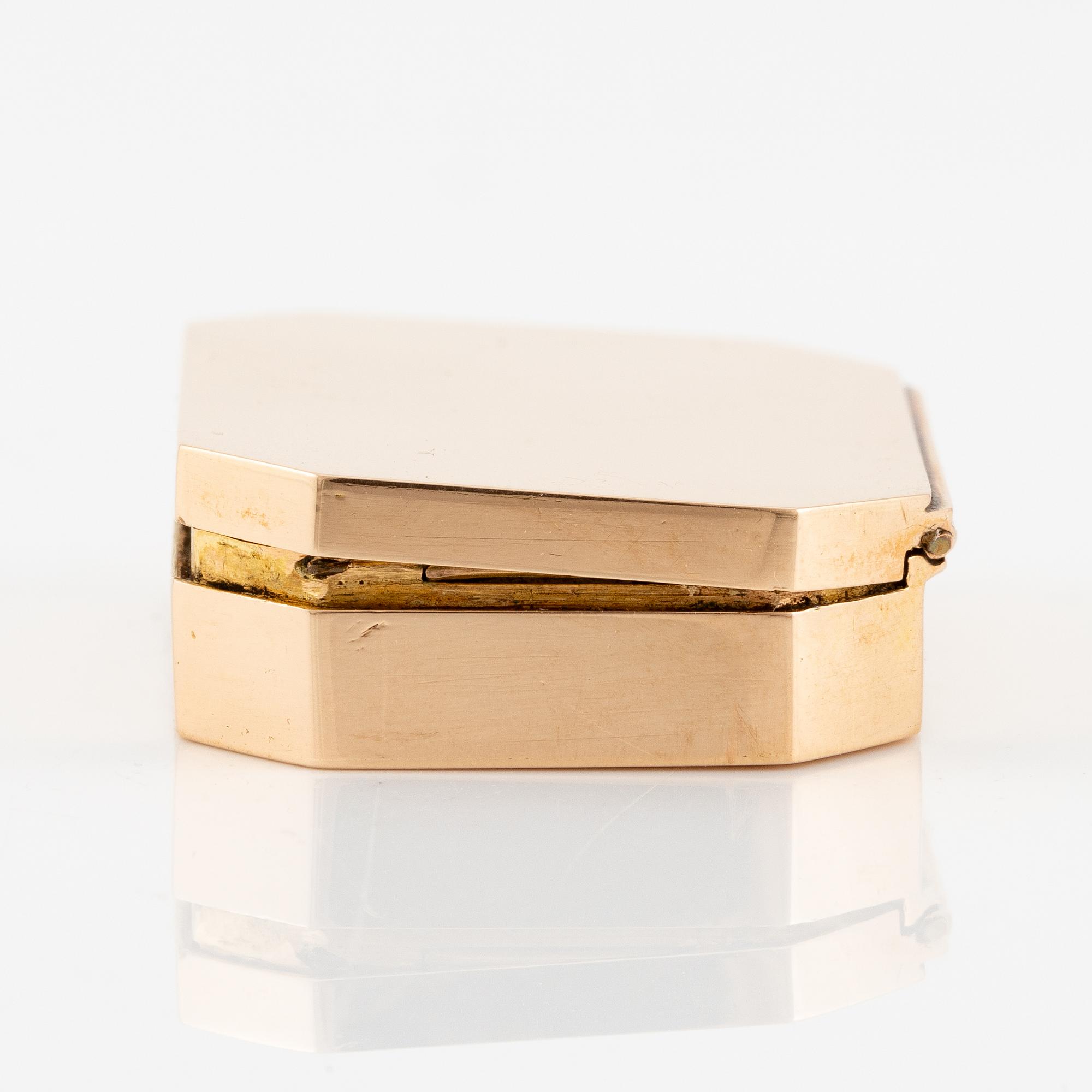 A Swedish 18K gold vinaigrette/scent box, mark of Johan Daniel Blomsterwall, (active 1810-1841 (1843)) Gothenburg.