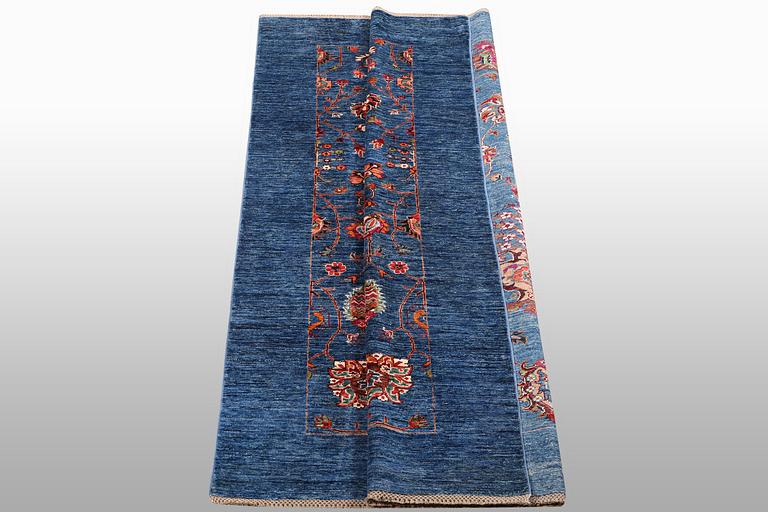 A carpet, Ziegler Ariana, ca 247 x 171 cm.