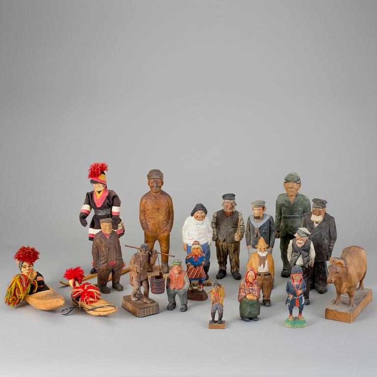 TRÄFIGURER 19 st, omkring 1940-50-tal.