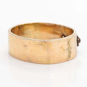 Armring, 14K (56) guld, St Petersburg.