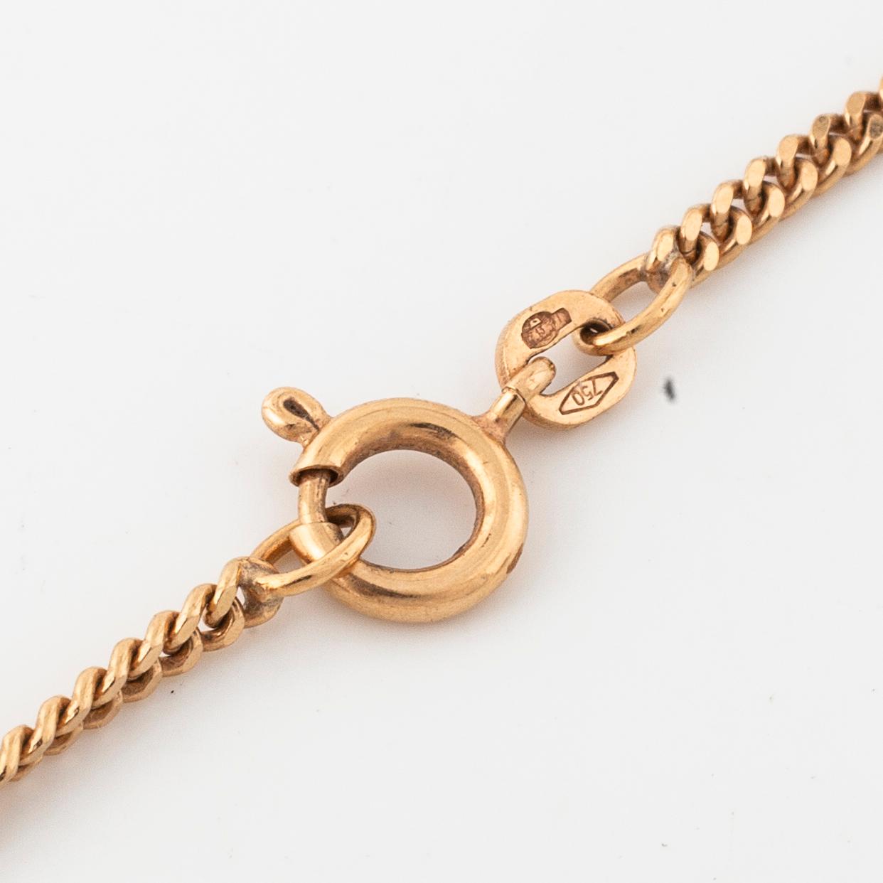 A pendant by Gramens Guldsmide, Onsala.