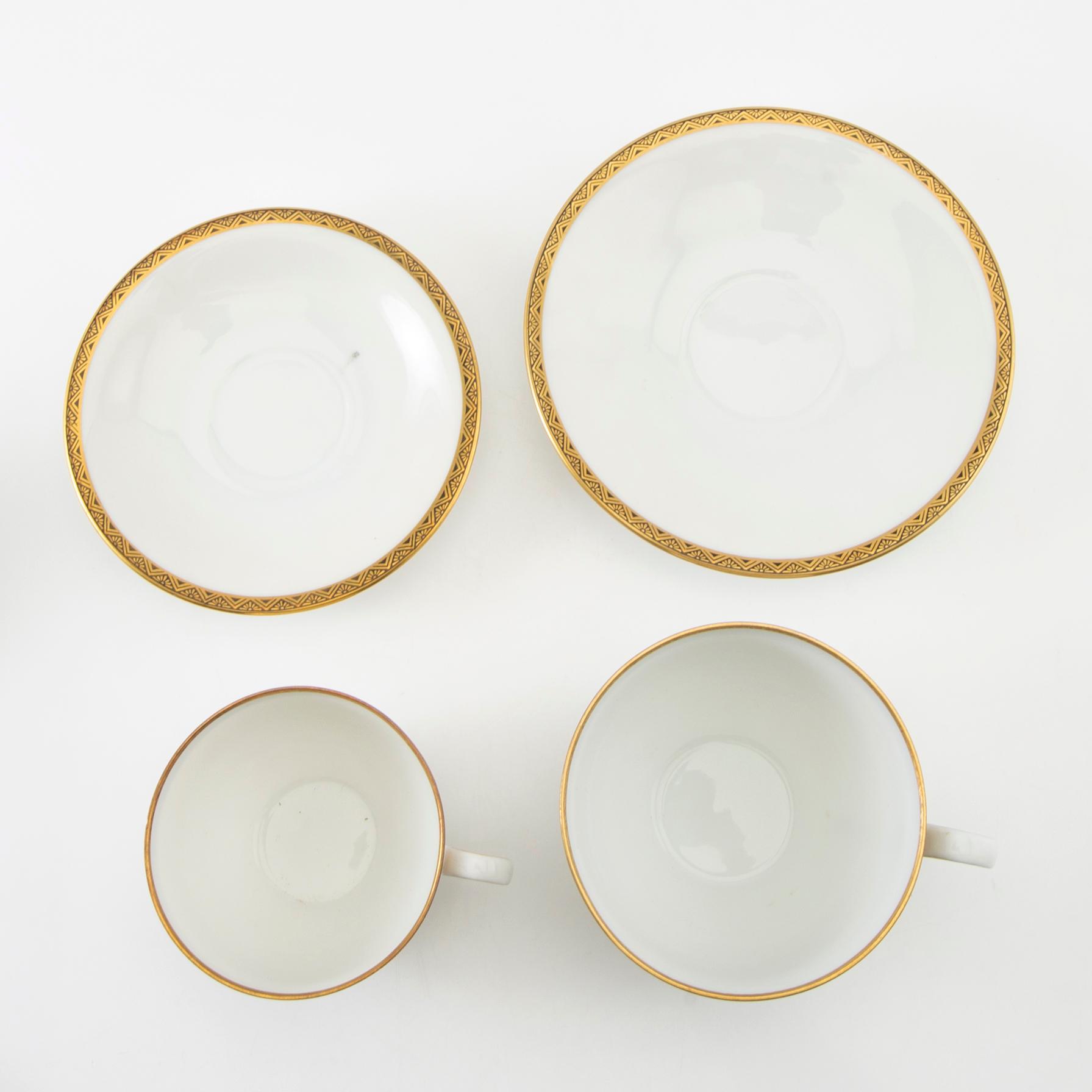 Te och kaffeservis ca 30 dlr Rosenthal/Lidköping "Isolde" 1900-talets första hälft porslin.