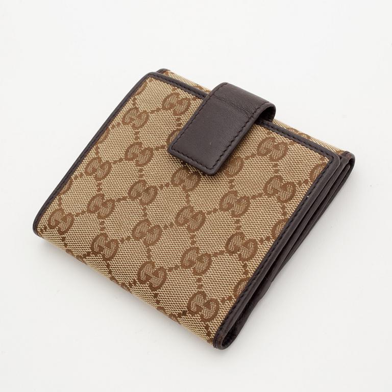 GUCCI, Bag and wallet.