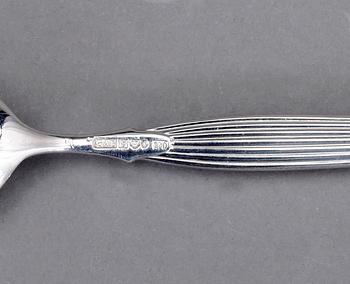 KAFFESKEDAR, 12 st, silver, "Savoy" Henning Seidelin, GAB 1976. Vikt 273 gram.