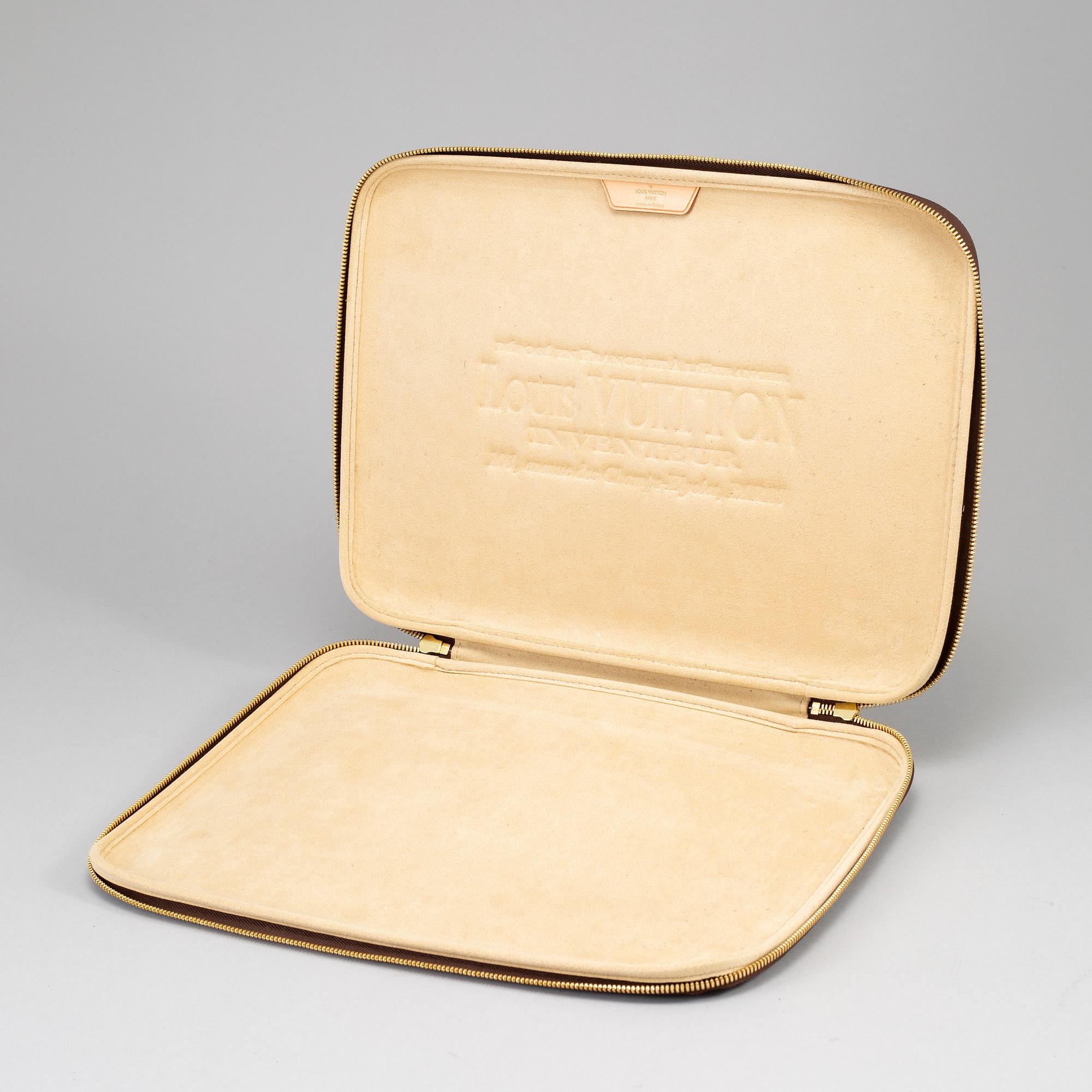 LOUIS VUITTON, datorfodral, 2009.