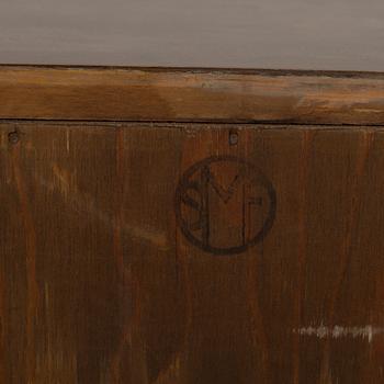 AXEL LARSSON, Hallbyrå med spegel för Bodafors.