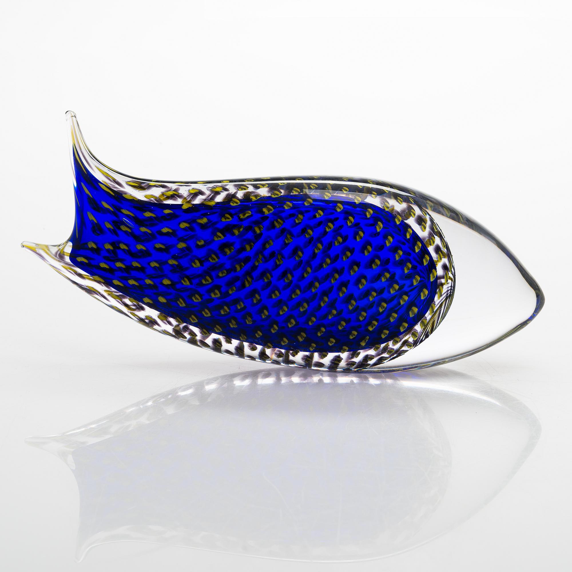 Skulptur, glas, signerad, formgivare Hanne Dreutler, glasblåsare Arthur Zirnsack, Studio Åhus 2002.