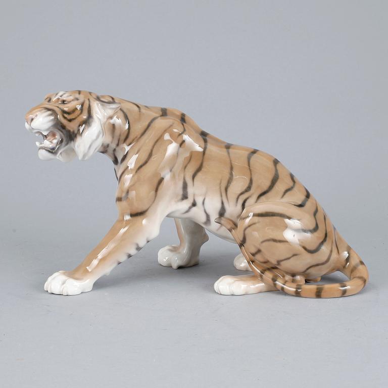 FIGURIN, porslin, Lauritz Jensen, Bing Gröndahl.