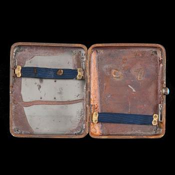 CIGARETTETUI, metall, Ryssland, ca 1900.