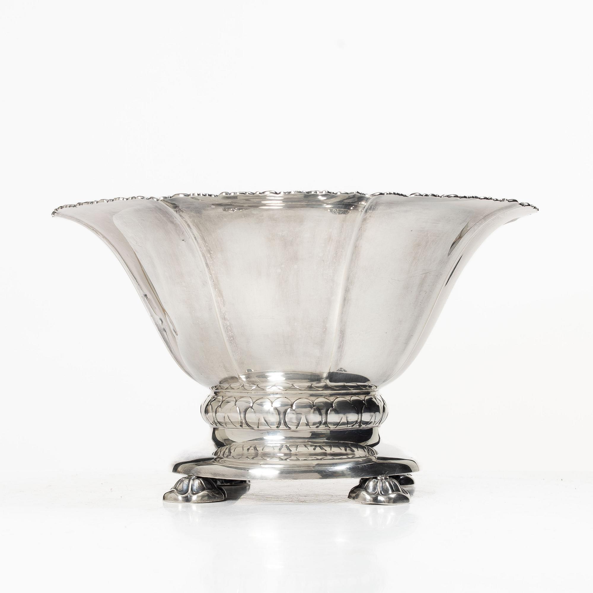 Kultakeskus Oy, skål på fot, silver, Tavastehus, Finland, 1934.