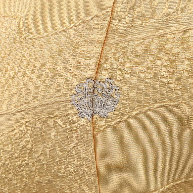 A Japanese Kimono, 20th century.