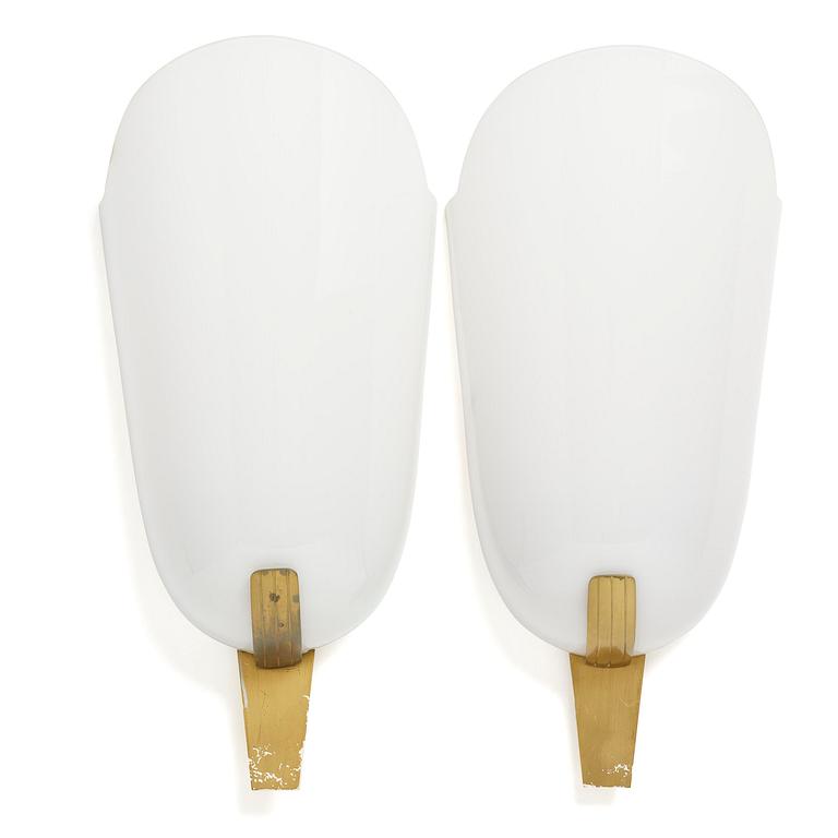 Harald Notini, a pair of wall sconces model "8495", Arvid Böhlmarks Lampfabrik, Stockholm, 1940s.