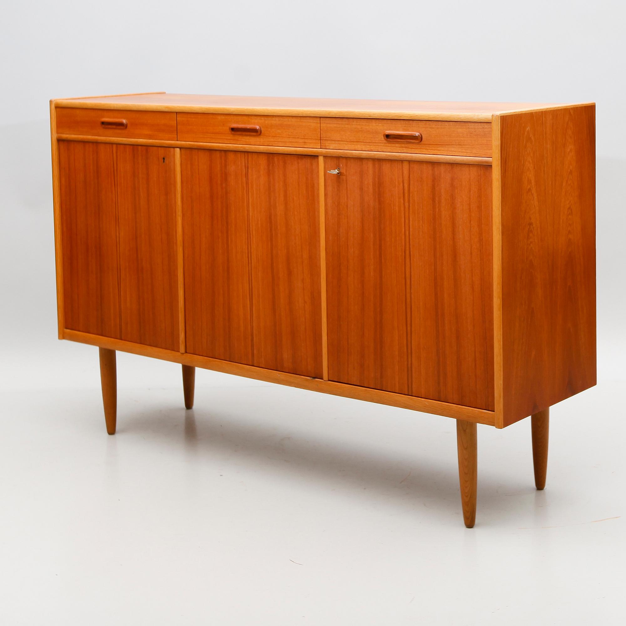 SIDEBOARD, 1900-talets andra hälft.
