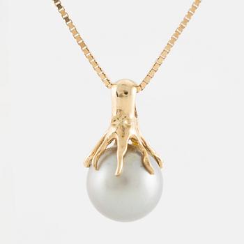Necklace, gold with grey-toned pearl.