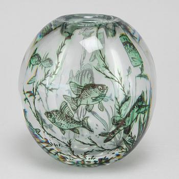 A glass vase, so called "fish graal" by Edward Hald for Orrefors, 1945.