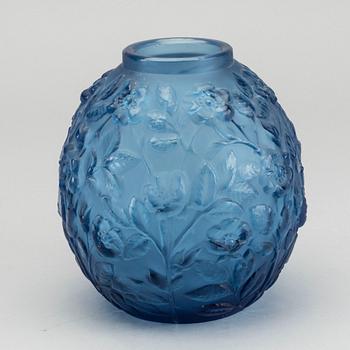 VERLYS, an Art Deco moulded glass vase around 1930.