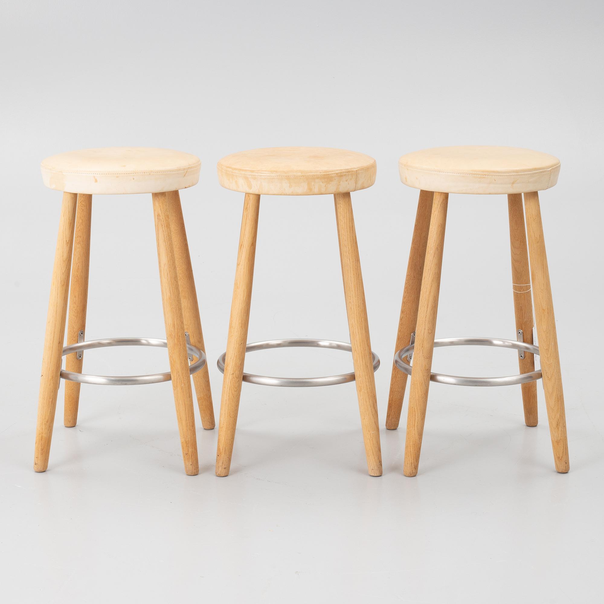 Hans J. Wegner, Barpallar, 3 st, CH 58, Carl Hansen & Son, Danmark, 2000-tal.