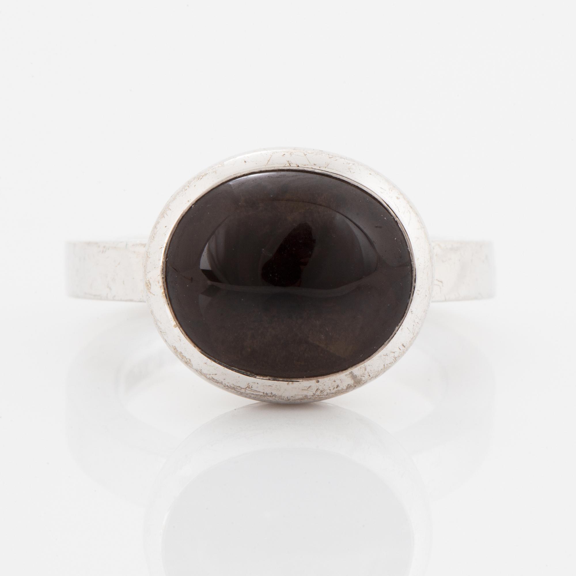 Efva Attling, ring, armband och hänge med kedja, 'love bead' silver med rökkvarts.