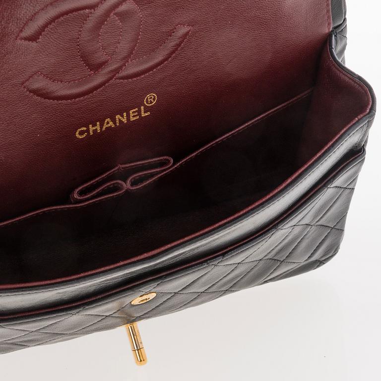 CHANEL, "Double Flap Bag", VÄSKA.