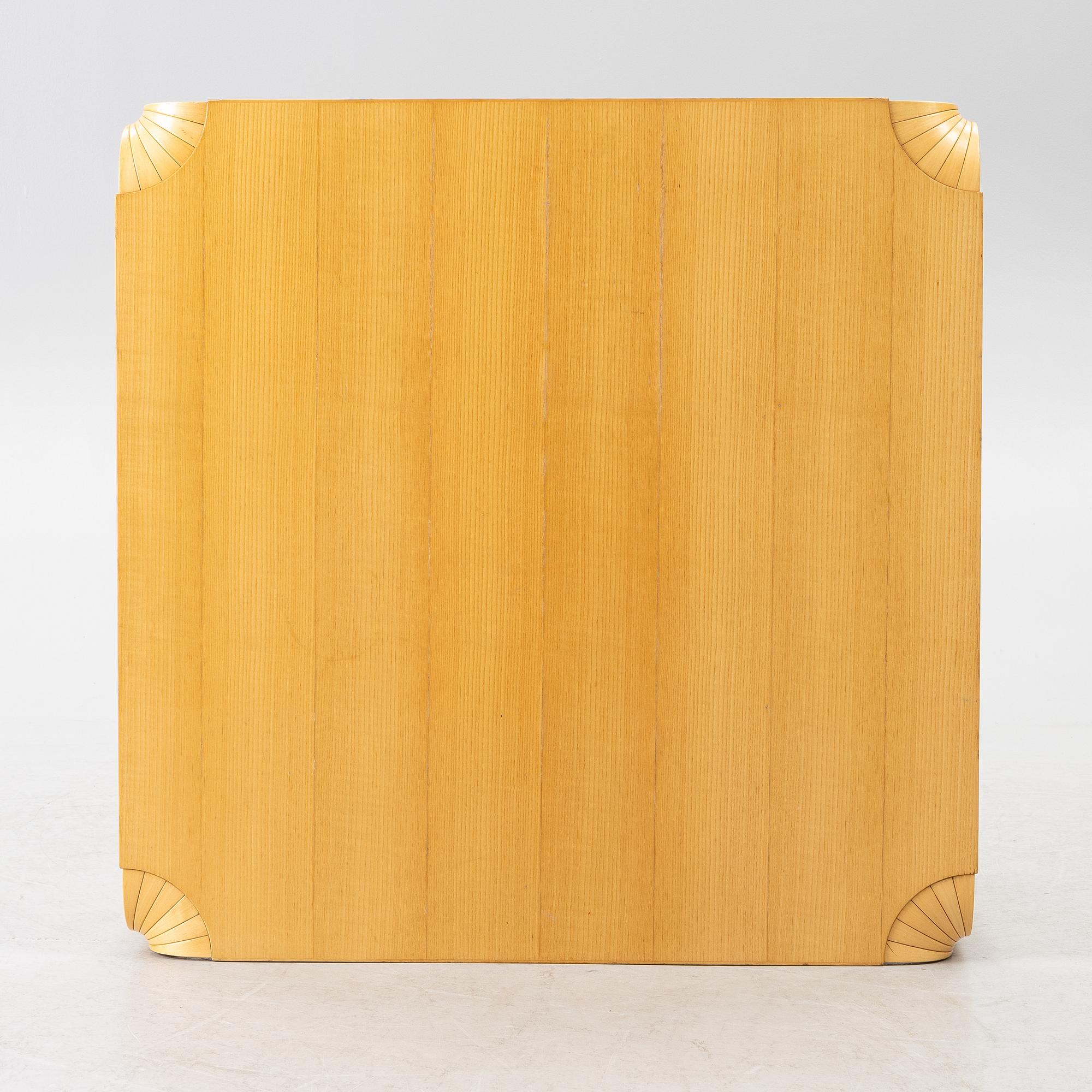 Alvar Aalto, Coffee table, model MX800B, Artek, 1960s.