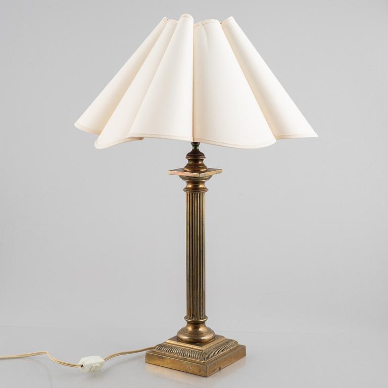 A table lamp, mid 20th century.