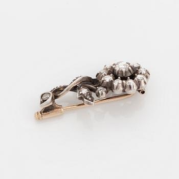 Rose-cut diamond flower brooch.
