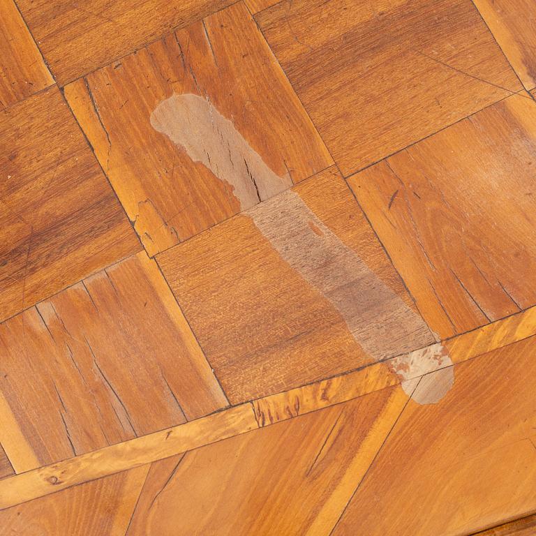 A Swedish rococo parquetry commode, later part 18th century.