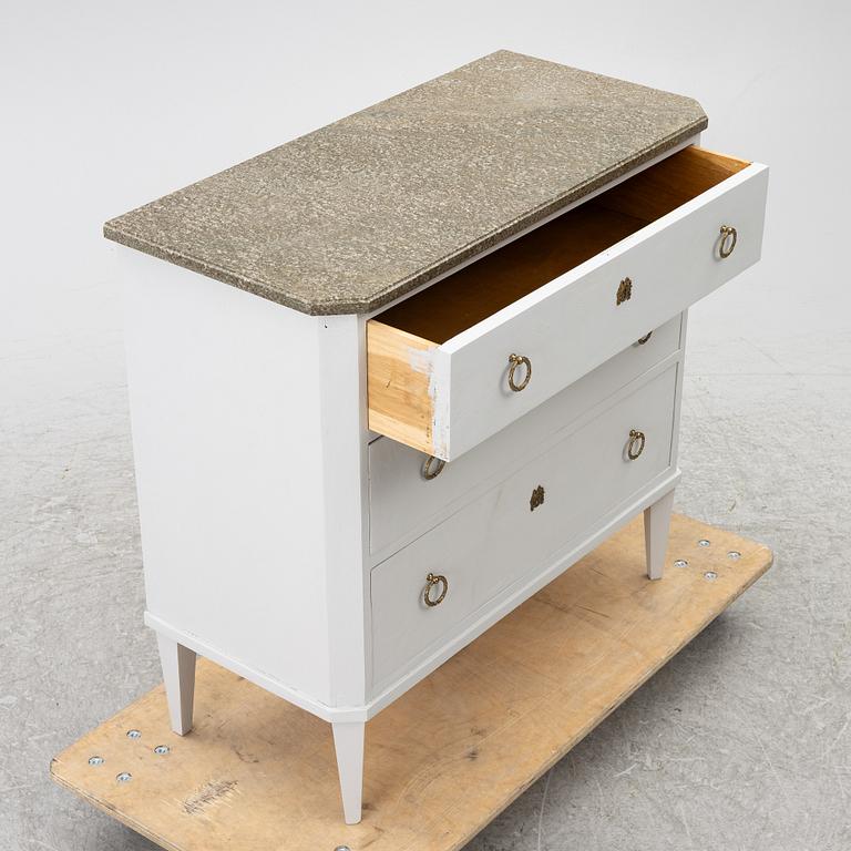 Chest of drawers, second half of the 20th century.