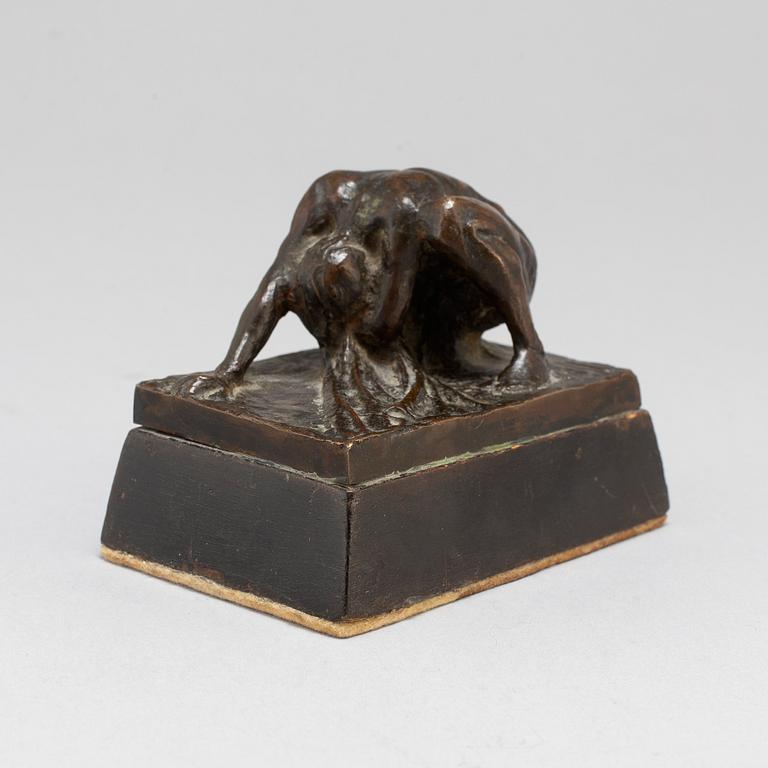 IVAR JOHNSSON, Sculpture. Bronze, unsigned. Height 4.5 cm, length 9 cm.