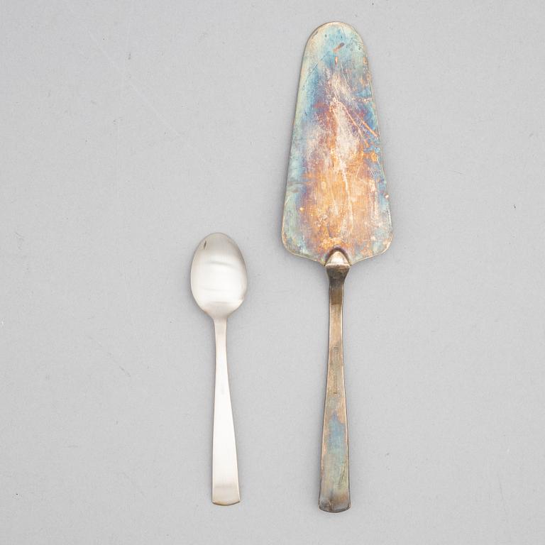Jacob Ängman, twelve silver spoons and a silver spatula, 'Rosenholm', GAB, 2001-2002.