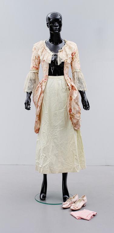 JACKA, UNDERKJOL samt 1 par SKOR, 1800/1900-tal.