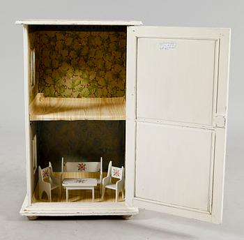 DOCKSKÅP, sekelskiftet 1900.