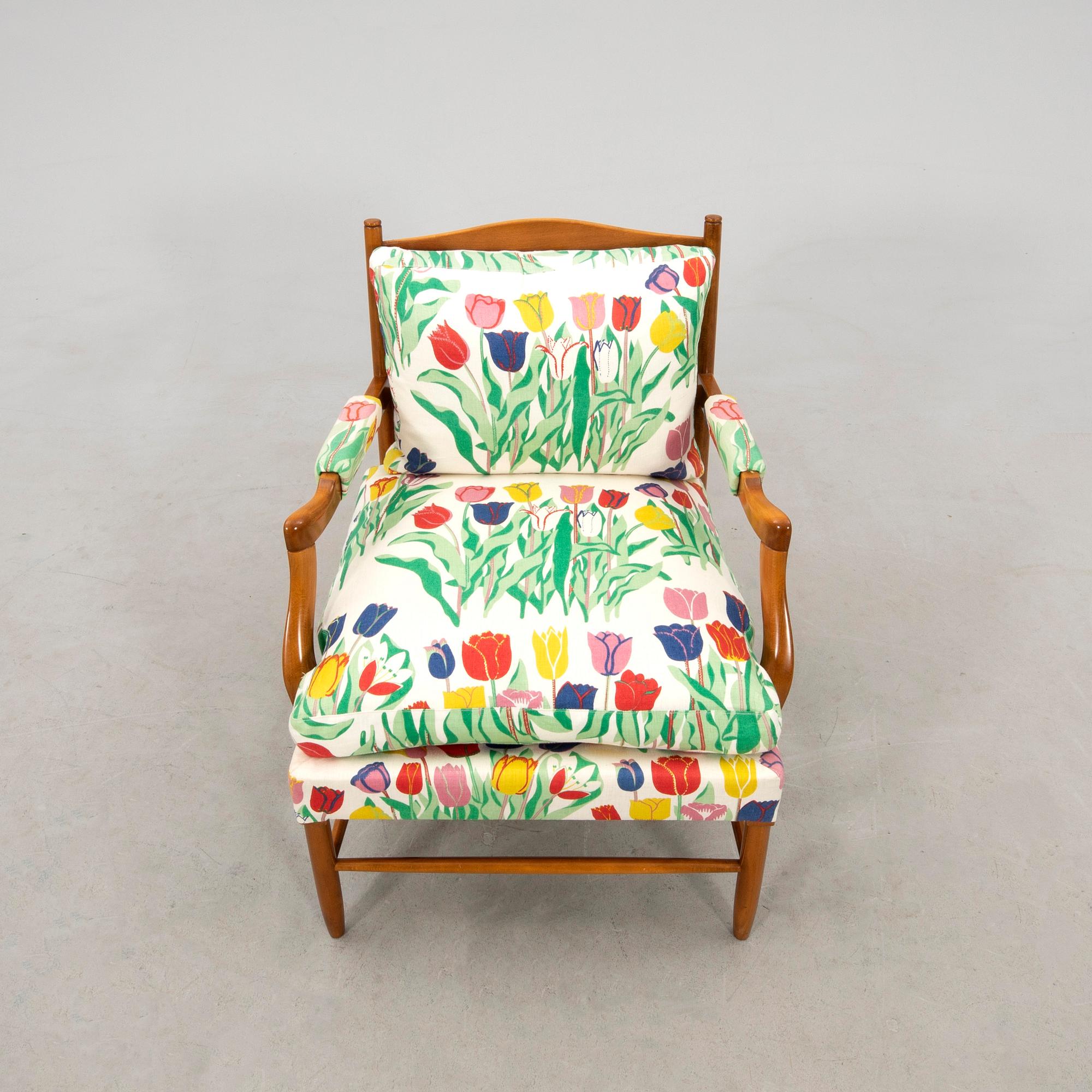 Armchair in the Gripsholm model, second half of the 20th century.