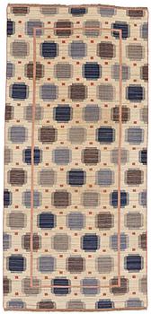 198. Märta Måås-Fjetterström, A CARPET, "Blåplump", flat weave, ca 399 x 184,5-186 cm, signed AB MMF.