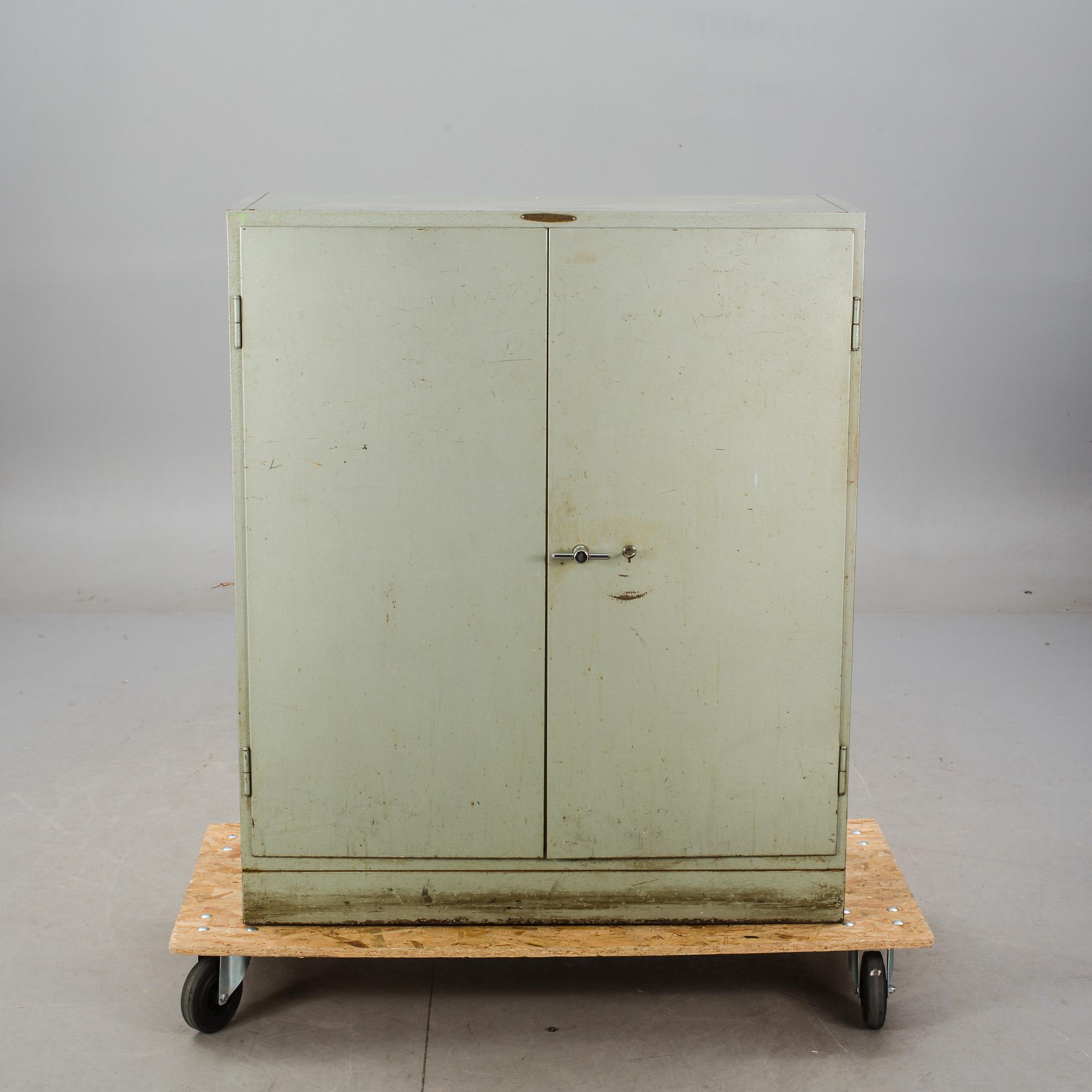 SKÅP, Plåt. Lindqvist Stålmöbler, Motala.