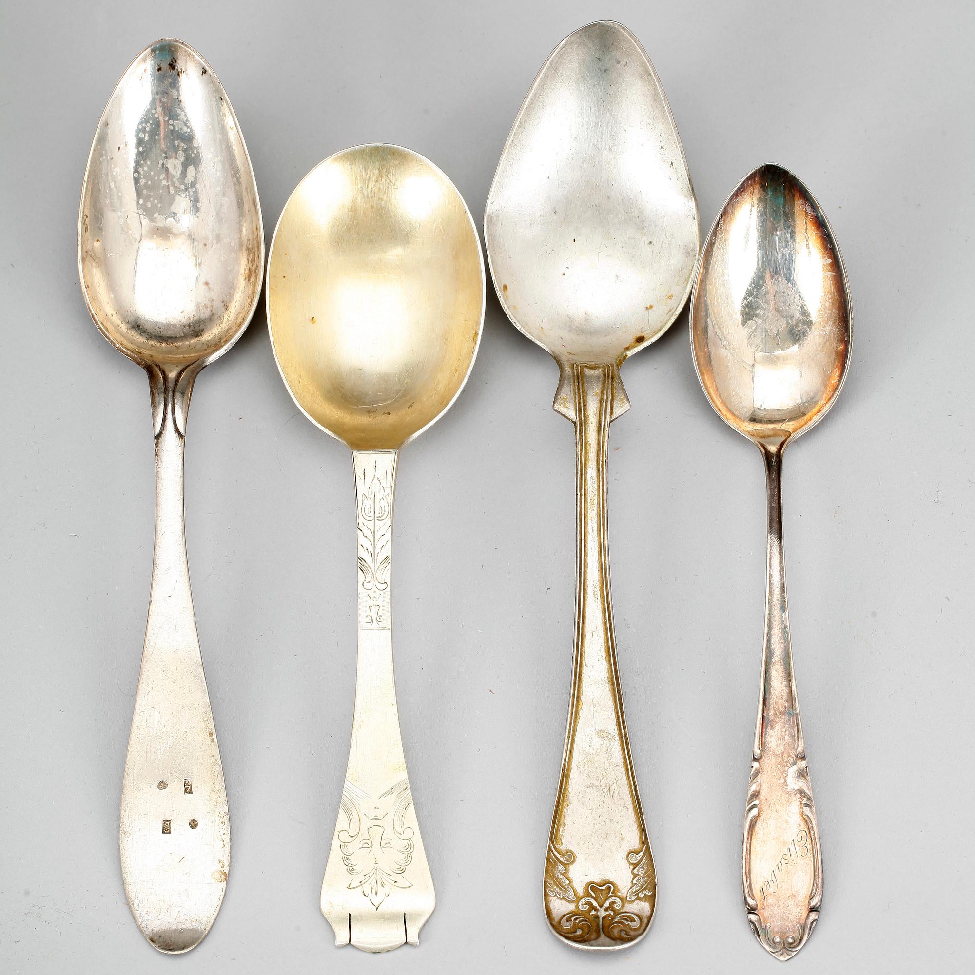 SKEDAR, 4 st, samt FAT, silver, bl.a. C G Hallberg, Stockholm, 1938. Vikt ca 274 gram.
