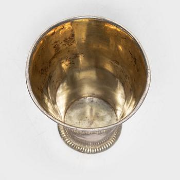 Bägare, silver, Bengt Björn, Västerås 1742.