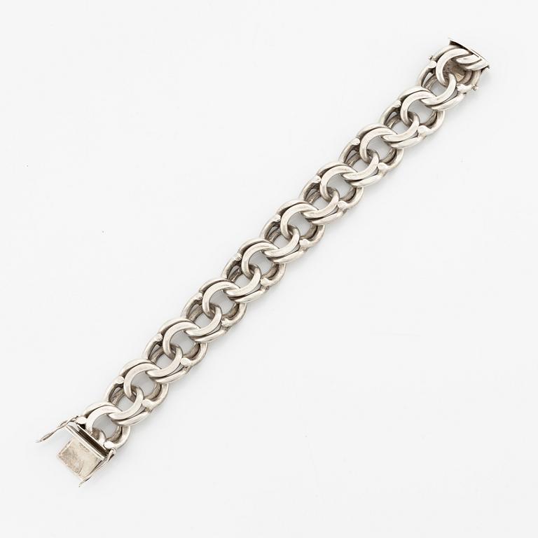 Bracelet, bismarck link, silver.